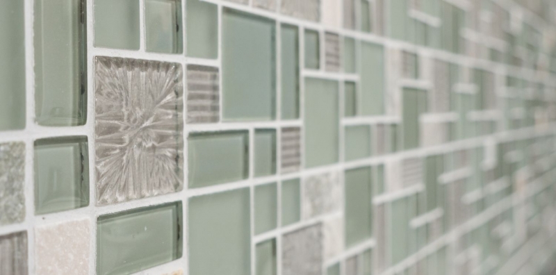 Muestra de mano mosaico azulejo azulejo backsplash gris translúcido combinación mosaico de vidrio Crystal piedra claro gris mate MOS88-MC669_m
