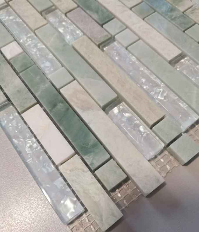 Muestra de mano mosaico azulejo backsplash oro translúcido verde claro compuesto vidrio mosaico cristal piedra onyx oro MOS87-MV738_m