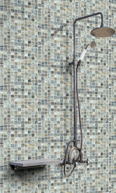 Muestra de mano azulejo mosaico Azulejo backsplash Gris claro translúcido Mosaico de vidrio Piedra de cristal Crema gris claro MOS94-2505_m