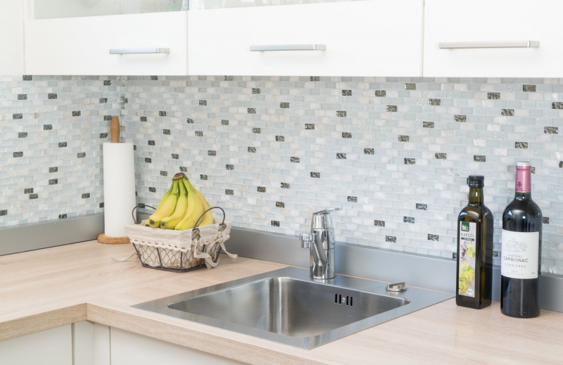 Muestra de mano mosaico azulejo azulejo backsplash translúcido blanco ladrillo vidrio mosaico cristal piedra concha blanco MOS87-B01S_m