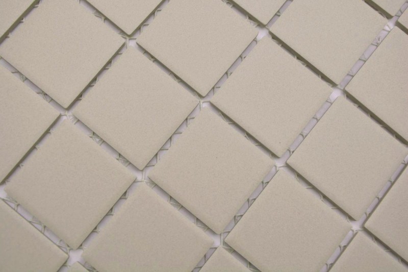 Muestra de mano azulejo de mosaico de cerámica beige claro magnolia sin esmaltar RUTSCHEMMEND MOS14B-1211-R10_m