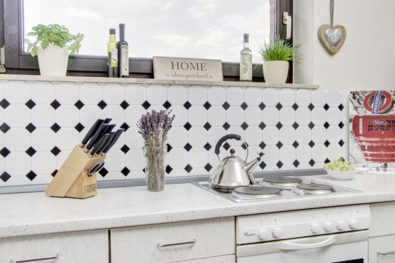 Mosaico de azulejos de cerámica octogonal blanco mate negro brillante azulejo backsplash MOSOcta-190_f | 10 esteras de mosaico