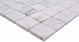 Muestra de mano piedra natural mosaico mármol blanco carrara look mate pared suelo cocina baño ducha MOS42-32-2000_m