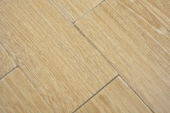 Muestras de mano papel de aluminio revestimiento de pared vinilo autoadhesivo aspecto madera haya metro MOS200-W1102_m