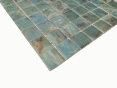 Muestra de mano piscina mosaico piscina mosaico de vidrio aguamarina shimmer verde turquesa gris crema plata pared suelo cocina baño ducha - MOS220-71383U_m