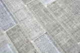 Muestra de mano ladrillo mosaico translúcido compuesto ECO mosaico de vidrio textil gris pared azulejo backsplash cocina baño MOS24-2097_m