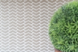 Muestra de mano mosaico ECO Reciclaje VIDRIO Espiga Esmalte crema mate MOS140-HB33C_m