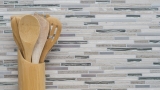 Muestra de mano mosaico azulejo azulejo backsplash translúcido acero inoxidable blanco madera compuesto vidrio mosaico cristal piedra acero madera blanco MOS86-SV85_m